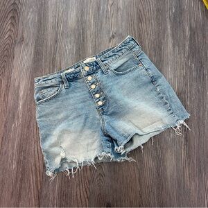 Universal Thread Jean shorts 4/27 R